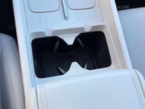 Used 2024 Hyundai Santa Fe Limited image 17