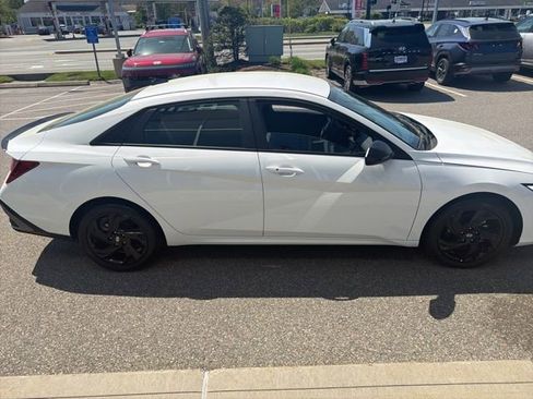 Used 2026 Hyundai Elantra Sport FWD image 7