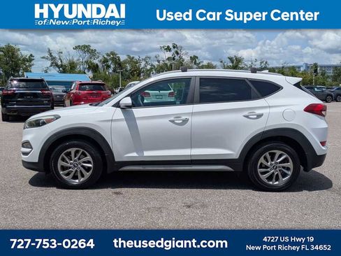 Used 2018 Hyundai Tucson SEL FWD image 2