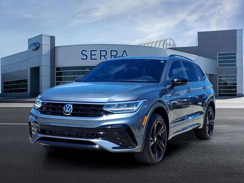 Used 2024 Volkswagen Tiguan SE R-Line AWD/4WD image 1