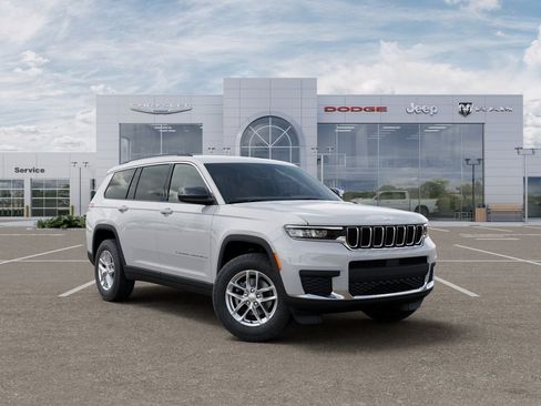 New 2026 Jeep Grand Cherokee L 4WD image 5