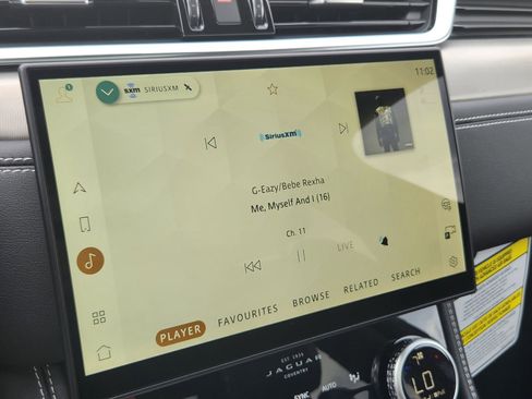 New 2025 Jaguar F-PACE R-Dynamic S image 27