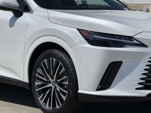 New 2026 Lexus RX 350h AWD/4WD image 4