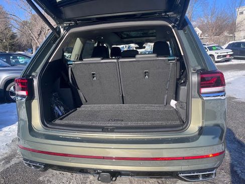 New 2026 Volkswagen Atlas SEL Premium R-Line image 18