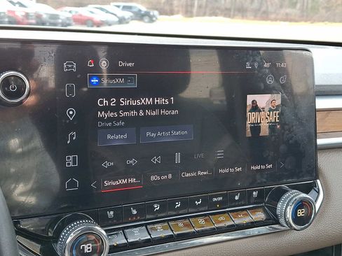 Certified 2023 GMC Canyon Denali w/ Denali Black Edition image 18