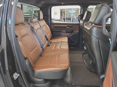 Used 2019 RAM 1500 Limited AWD/4WD image 16