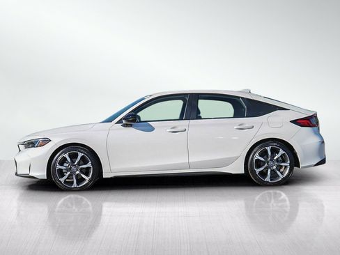 Used 2026 Honda Civic Sport Touring image 2