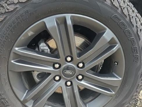 Used 2022 Ford F150 XLT w/ Equipment Group 302A High AWD/4WD image 19