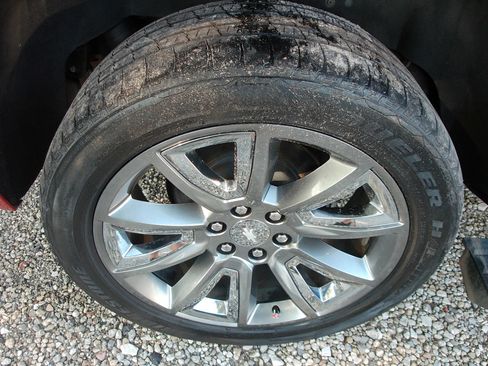Used 2015 Chevrolet Tahoe LTZ RWD image 50