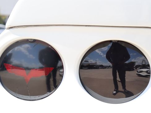 Used 2012 Chevrolet Corvette Grand Sport w/ 3LT Preferred Equipment Group image 12