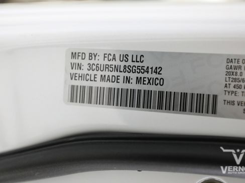 Used 2025 RAM 2500 Laramie w/ Sport Appearance Package image 14