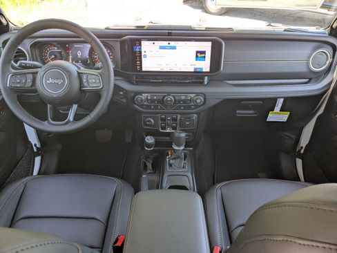 New 2026 Jeep Gladiator Sport image 14