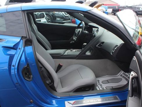 Used 2014 Chevrolet Corvette Stingray Coupe image 18
