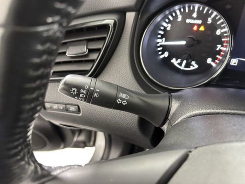 Used 2018 Nissan Rogue Sport SV w/ SV All-Weather Package image 16