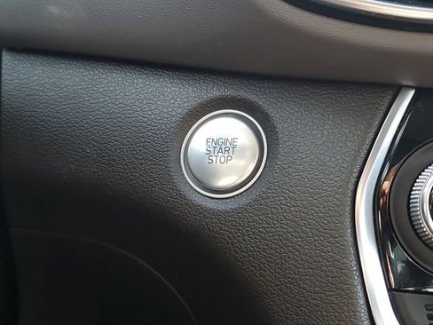 Used 2020 Hyundai Santa Fe SEL w/ Convenience Package image 33