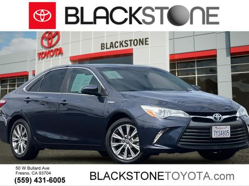 Certified 2017 Toyota Camry XLE w/ Moonroof Package FWD image 1