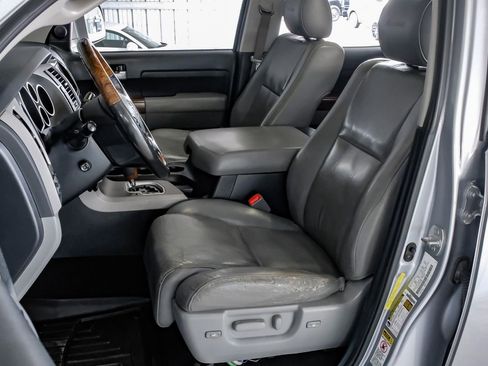 Used 2012 Toyota Tundra Limited image 29