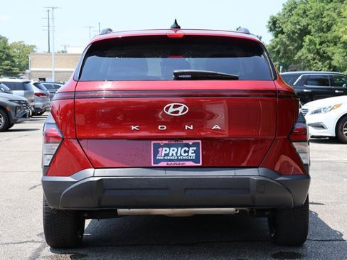 Used 2024 Hyundai Kona SEL AWD/4WD image 6