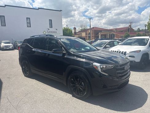 Used 2020 GMC Terrain SLT w/ Elevation Edition FWD image 6