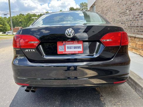 Used 2013 Volkswagen Jetta S FWD image 4