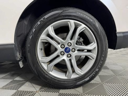 Used 2017 Ford Edge Titanium w/ Technology Package FWD image 46