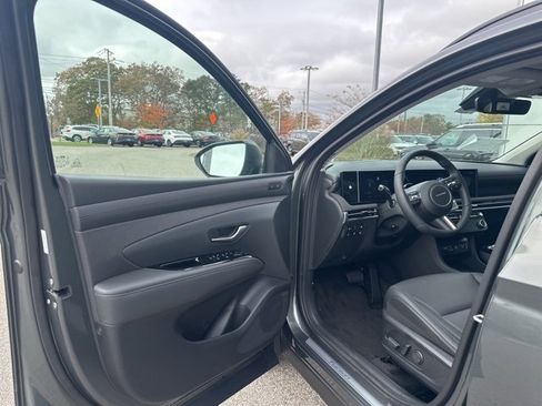 New 2025 Hyundai Tucson Limited w/ Tow & Go Package image 10