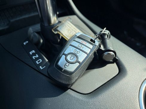 Used 2024 Ford Mustang Premium image 22