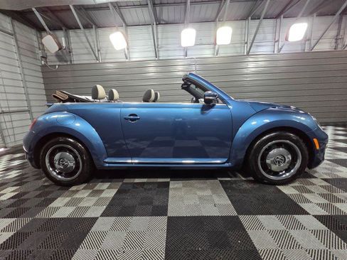 Used 2018 Volkswagen Beetle 2.0T S image 9