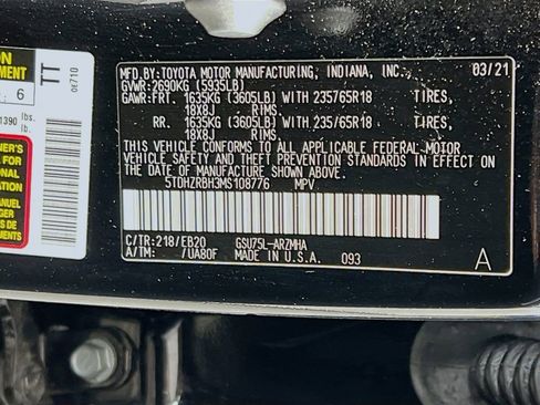 Used 2021 Toyota Highlander XLE image 34