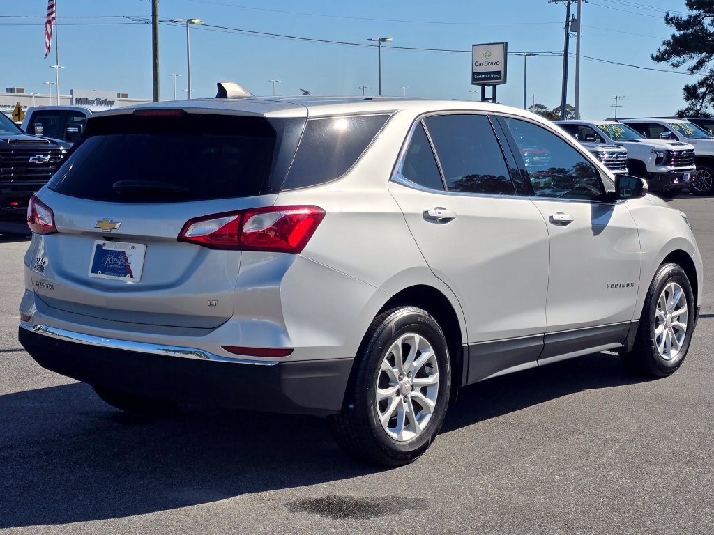 Certified 2018 Chevrolet Equinox LT FWD image 3