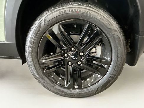 New 2026 Chevrolet Trax ACTIV w/ Sunroof Package FWD image 31