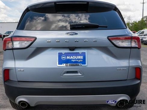 Used 2022 Ford Escape SE w/ Cold Weather Package AWD/4WD image 7