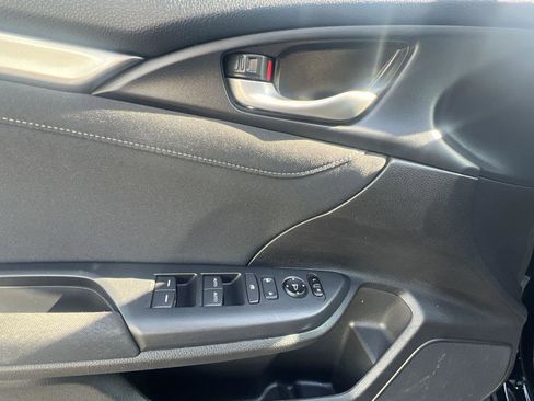 Used 2018 Honda Civic EX image 23