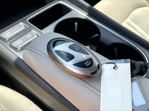 Used 2025 Hyundai Sonata SEL FWD image 13