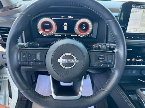Used 2023 Nissan Rogue Platinum w/ Platinum Premium Package AWD/4WD image 15