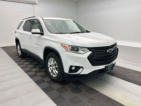 Certified 2020 Chevrolet Traverse LT w/ LPO, Black Accent Package AWD/4WD image 7