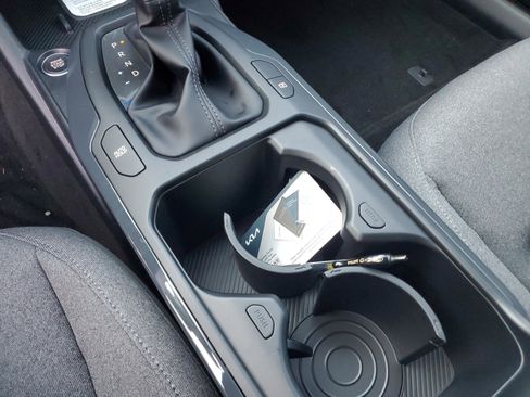 New 2025 Kia K4 EX image 26