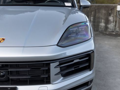 Certified 2026 Porsche Cayenne Coupe AWD/4WD image 16