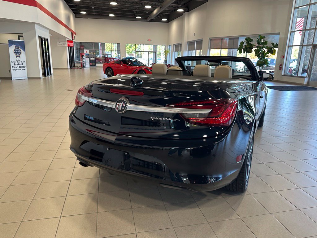 Used 2019 Buick Cascada Premium FWD image 5
