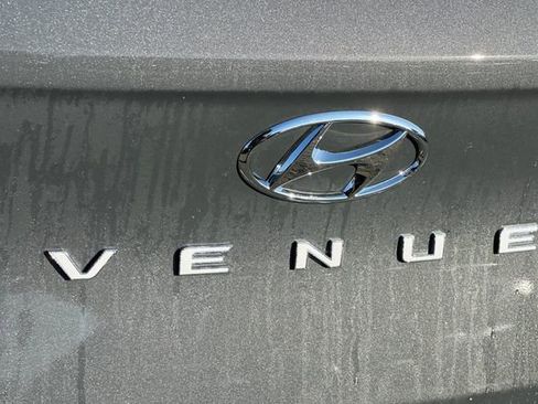 New 2026 Hyundai Venue SEL FWD image 9