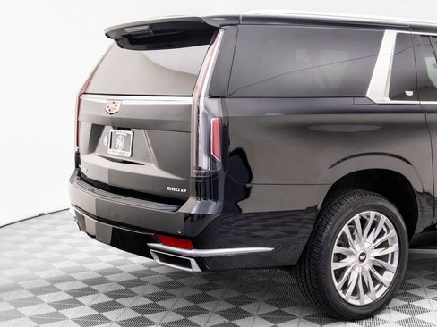 Certified 2023 Cadillac Escalade ESV Premium Luxury image 39