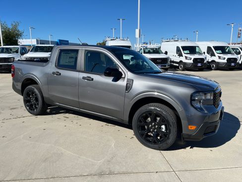 New 2025 Ford Maverick XLT w/ XLT Luxury Package AWD/4WD image 4