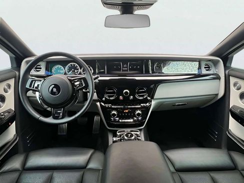 Used 2020 Rolls-Royce Phantom Sedan RWD image 5