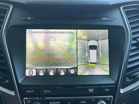 Used 2017 Hyundai Santa Fe Sport FWD image 13