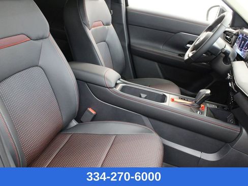 New 2026 Nissan Kicks SR image 20