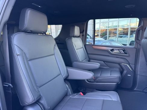 New 2026 GMC Yukon XL Denali image 30