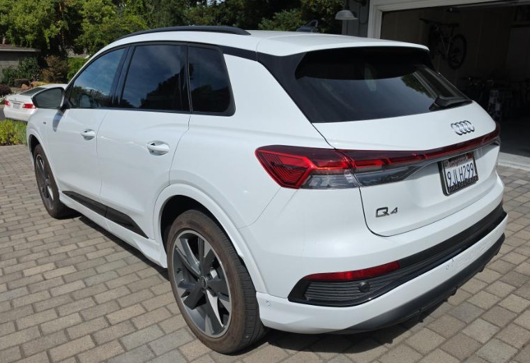 Used 2023 Audi Q4 e-tron Prestige w/ Black Optic Package AWD/4WD image 10