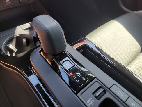 Certified 2024 Toyota Prius Prime image 27