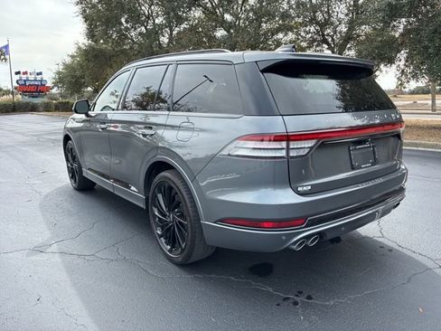 Certified 2025 Lincoln Aviator Reserve w/ Equipment Group 201A image 5