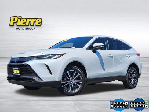 Used 2023 Toyota Venza LE AWD/4WD image 1